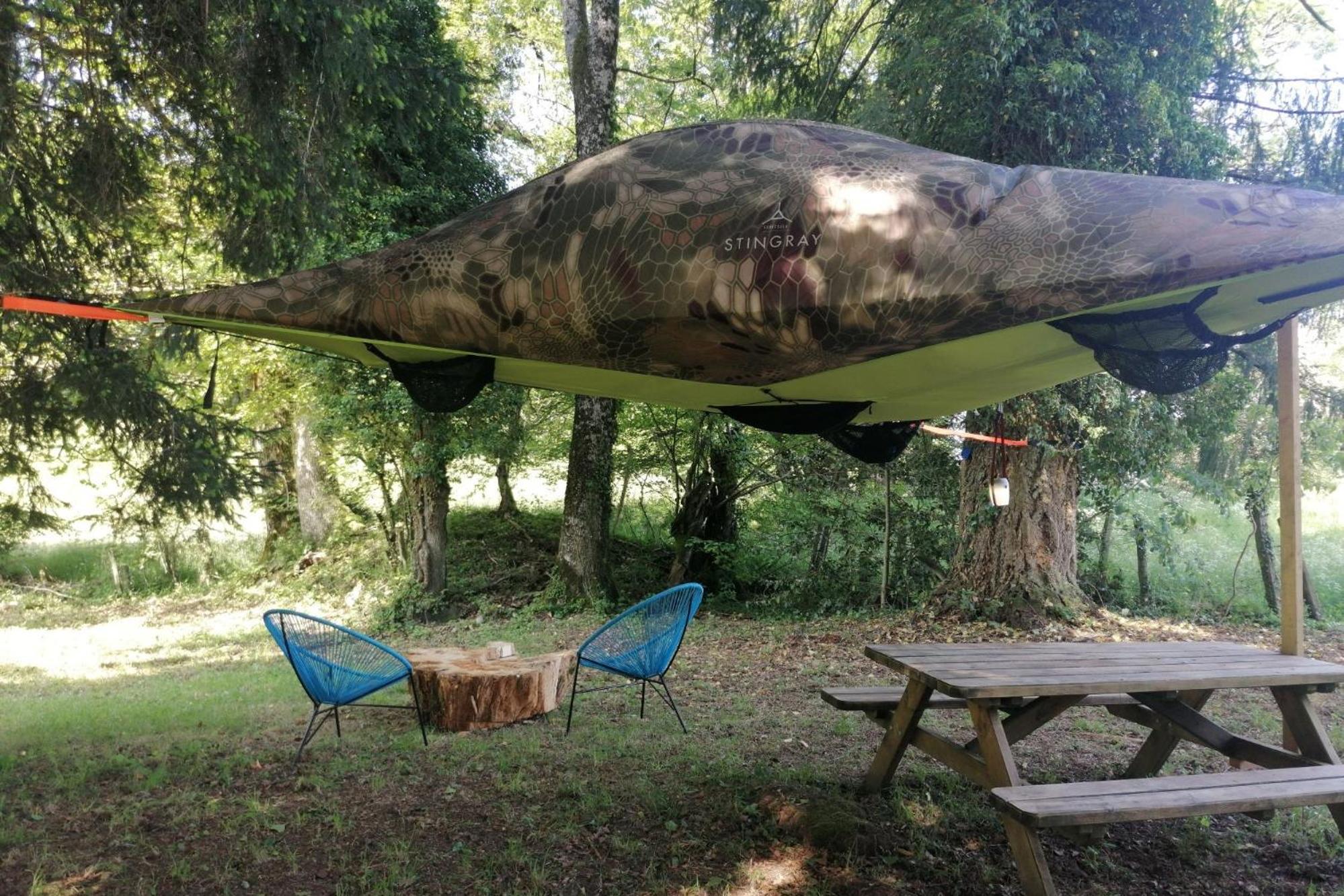 Monchateau étoilé, hébergement insolite avec Spa Merlas Exterior foto