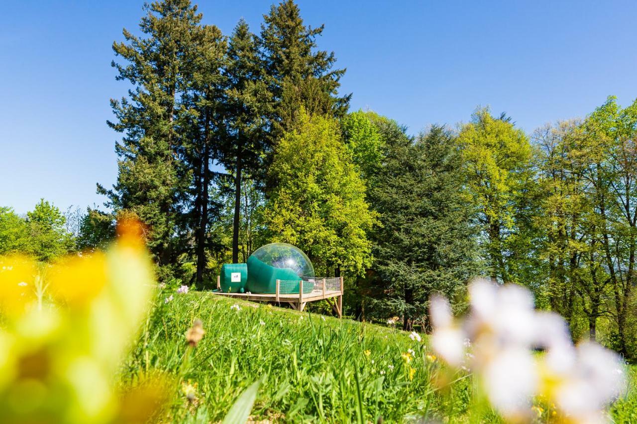 Monchateau étoilé, hébergement insolite avec Spa Merlas Exterior foto