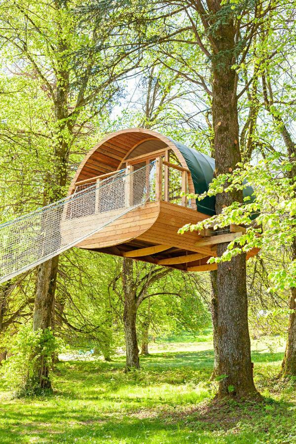 Monchateau étoilé, hébergement insolite avec Spa Merlas Exterior foto