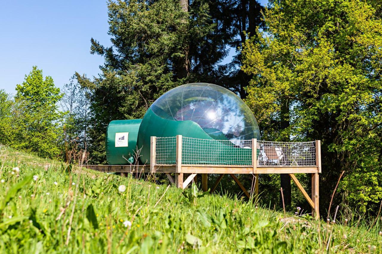 Monchateau étoilé, hébergement insolite avec Spa Merlas Exterior foto
