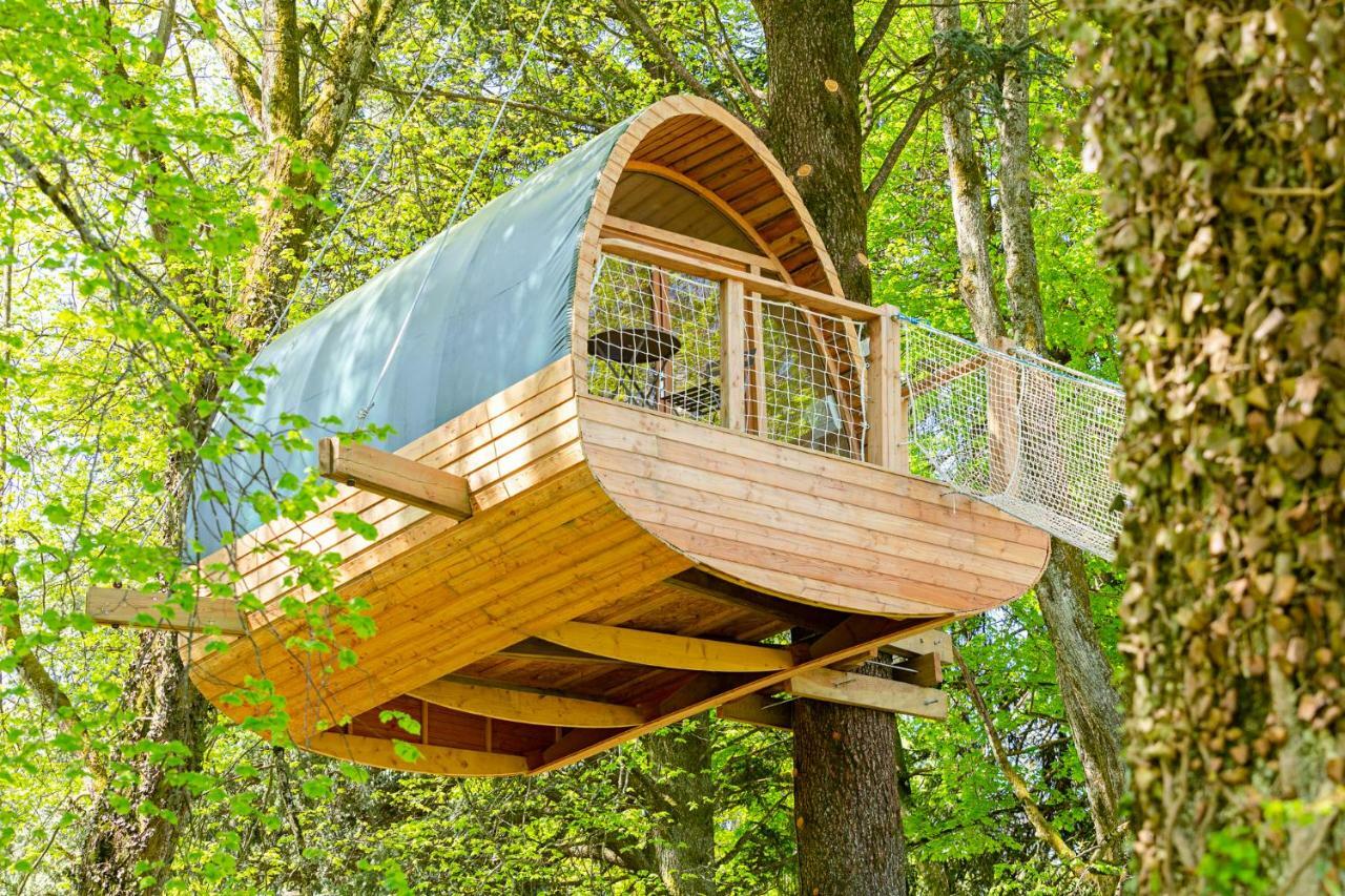 Monchateau étoilé, hébergement insolite avec Spa Merlas Exterior foto